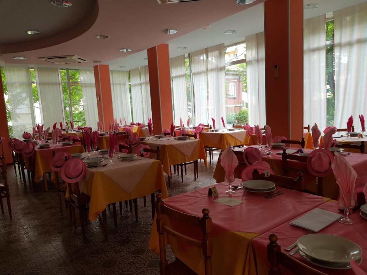 Albergo Rita Rimini Esterno foto