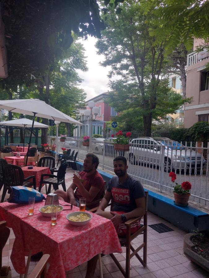 Albergo Rita Rimini Esterno foto