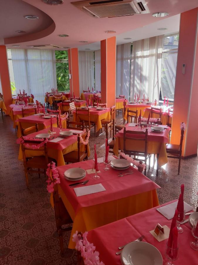 Albergo Rita Rimini Esterno foto